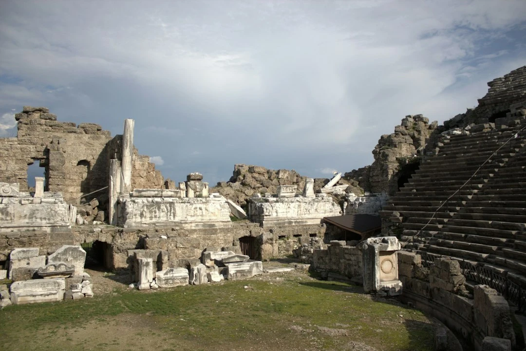 di tích lịch sử Aspendos Antalya rạp hát La Mã khảo cổ học