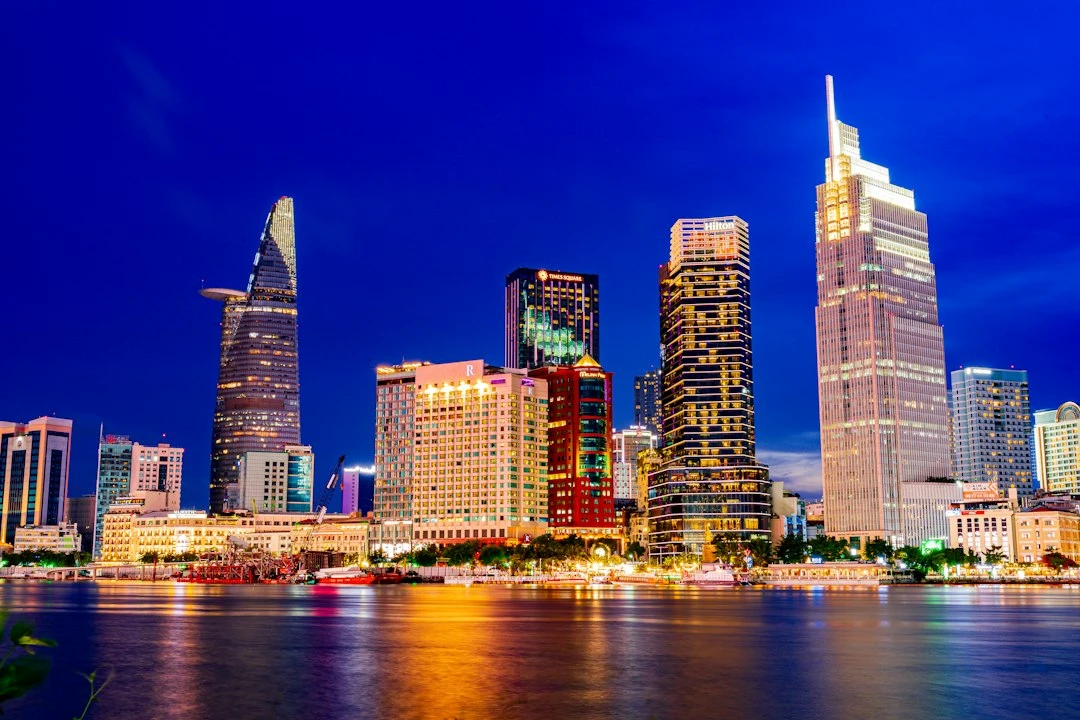 le-meridien-sai-gon-huong-dan-chon-khach-san-5-sao-voi-gia-hop-ly
