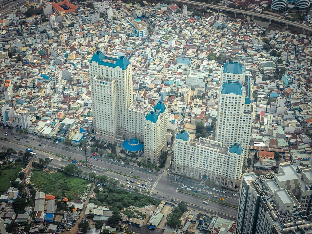 Vị trí khách sạn Le Meridien Sài Gòn cạnh sông Sài Gòn quận 1